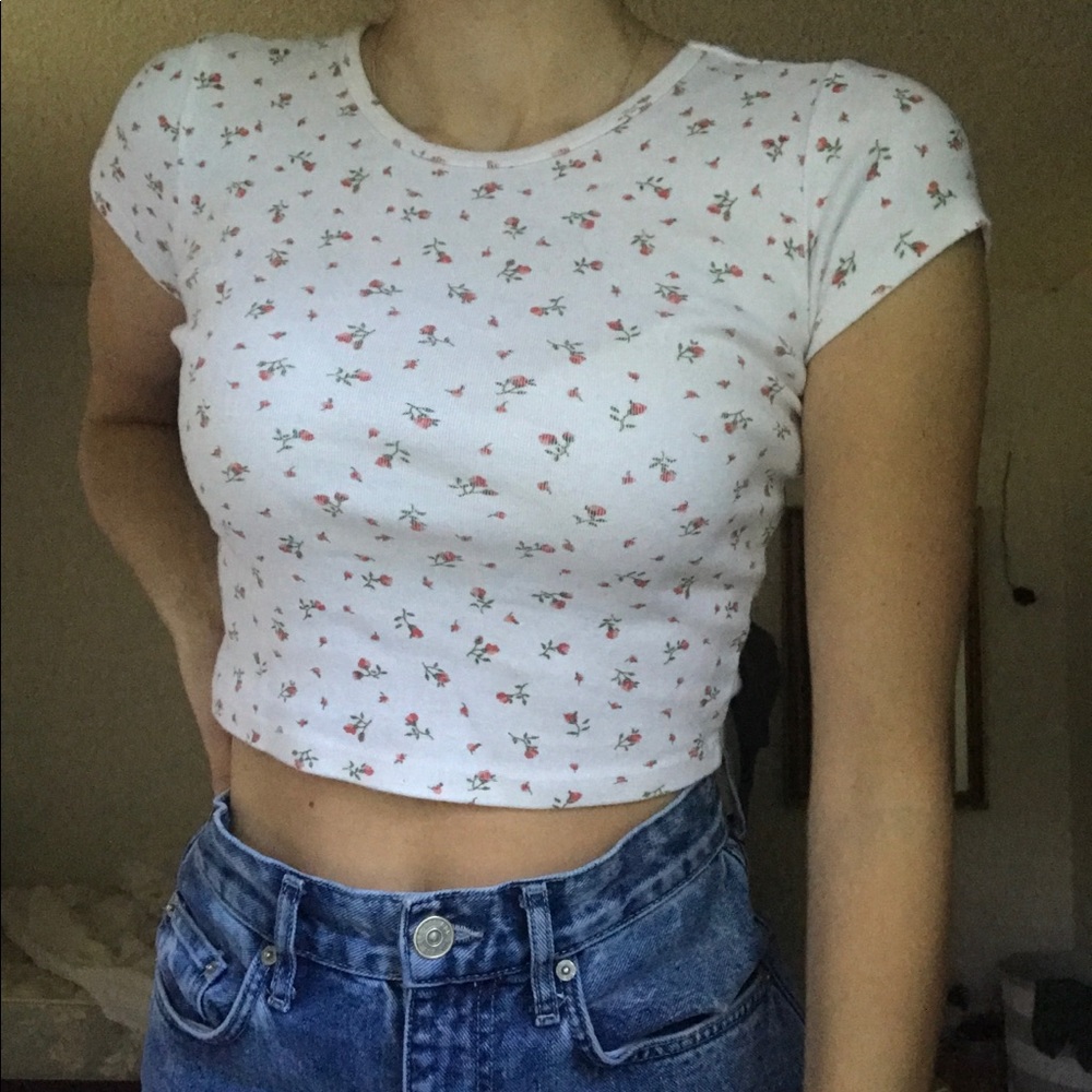 brandy melville floral ashlyn top